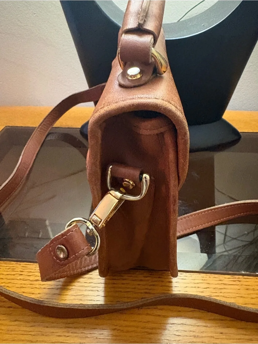 Unbranded brown leather handle crossbody bag